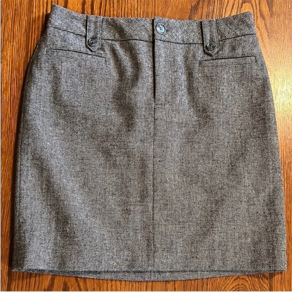 Eddie Bauer Dresses & Skirts - Eddie Bauer | Women’s Size 4 Gray Skirt